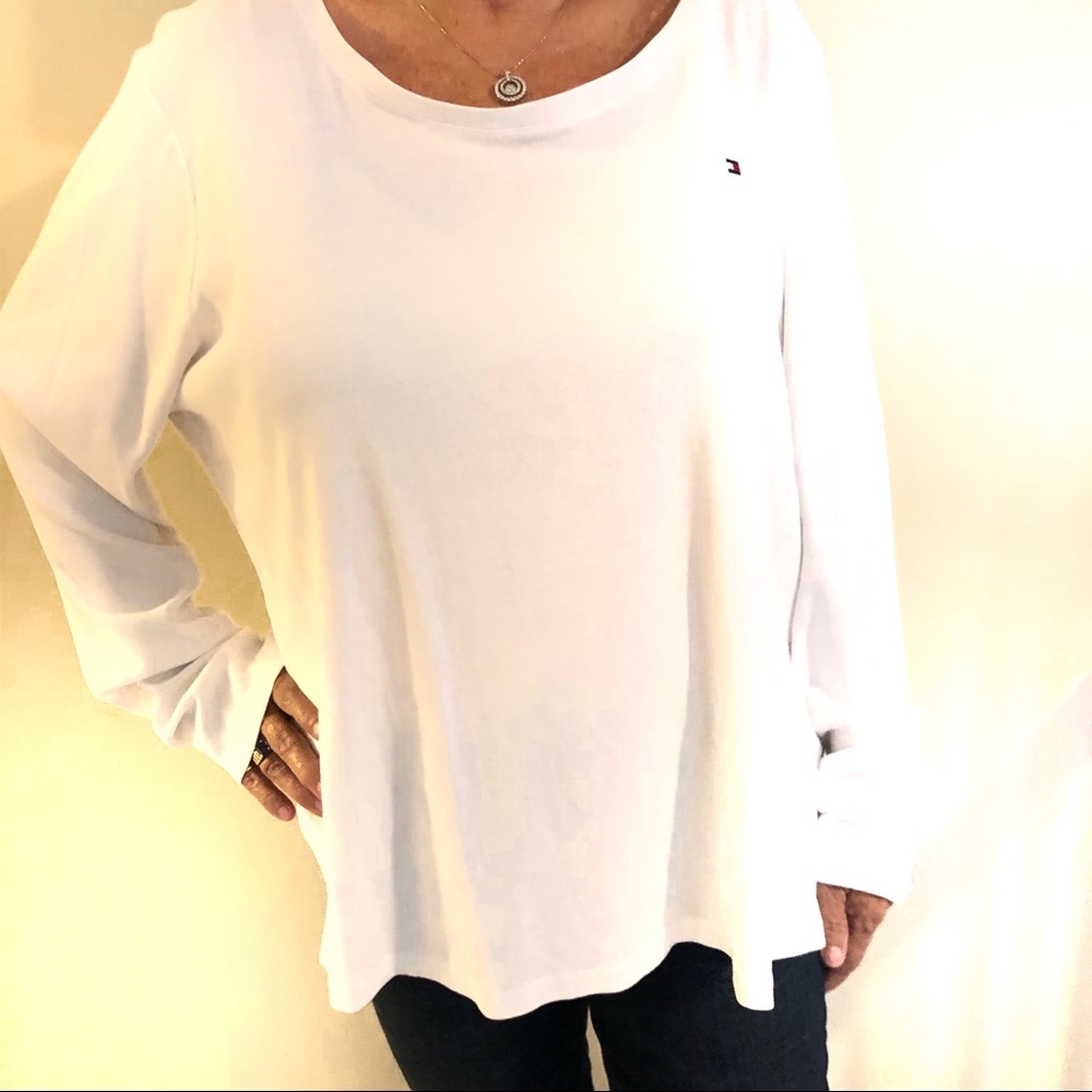 🆕Tommy Hilfiger white long sleeve top